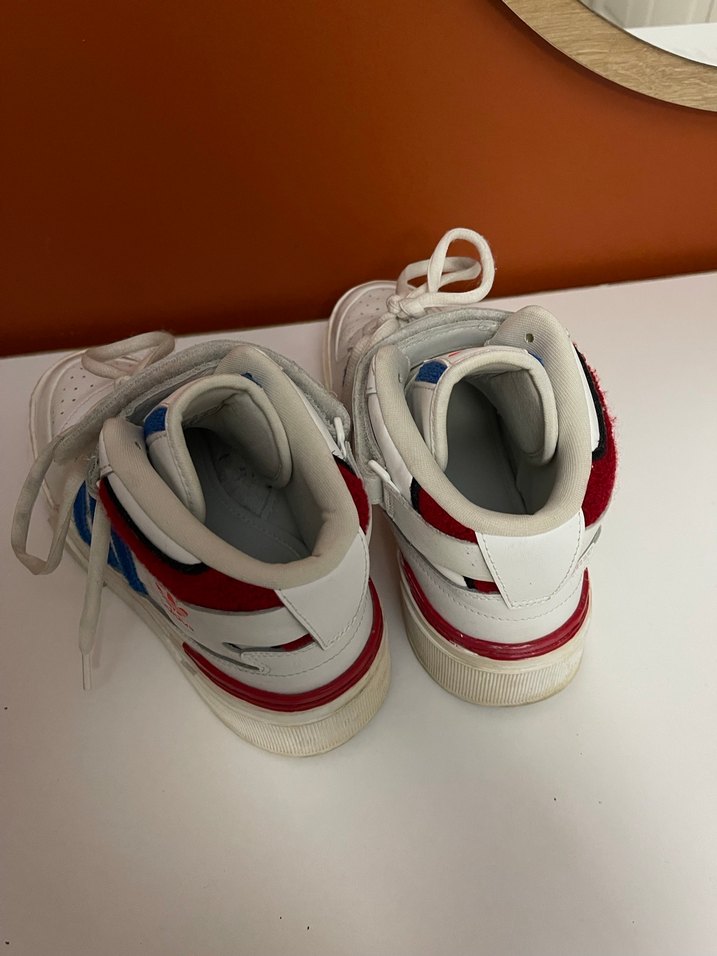 Beyaz Adidas Platform Spor Ayakkabı - Görsel 4