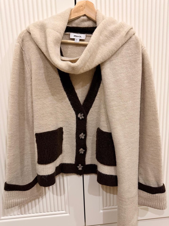 Bej Siyah Detaylı Örgü Kadın Hırka - Görsel 4