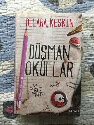 Düşman Okullar