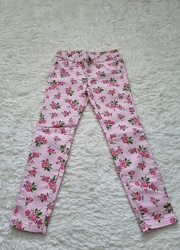 Benetton marka 6-7 yaş pantolon