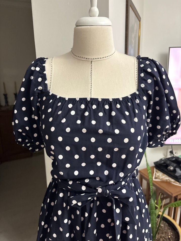 Puantiyeli Pamuklu Uzun Elbise - Görsel 3