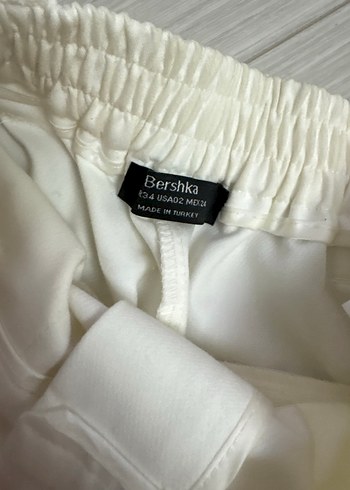 Beyaz Kemerli Midi Kadın Kumaş Pantolon - Görsel 3