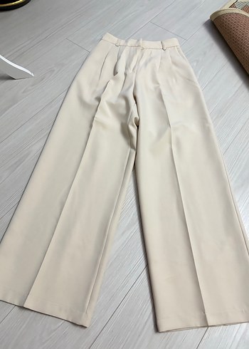 Bej Pilili Kadın Kumaş Pantolon - Görsel 2