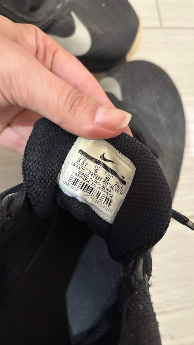 Nike basketbol ayakkabısı - Görsel 3