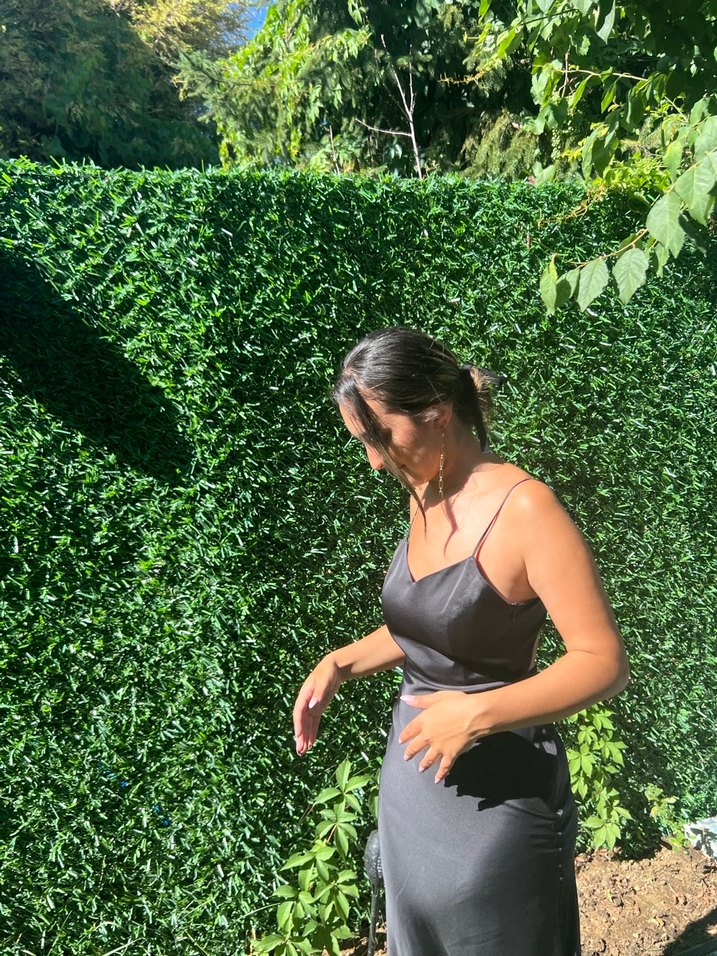 Siyah V Yaka Midi Drapeli Elbise - Görsel 2