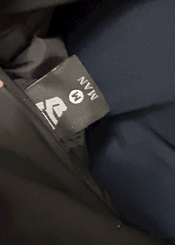 Siyah Erkek Şişme Kapüşonlu Mont - Görsel 2