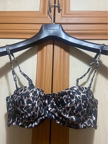 Bikini üstü