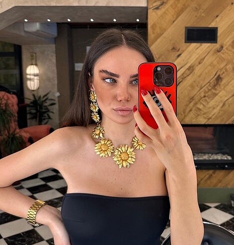 Zara kolye