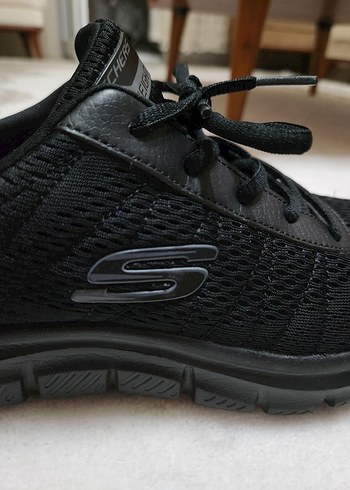 40 Beden Skechers Track Kadın Spor Ayakkabı
