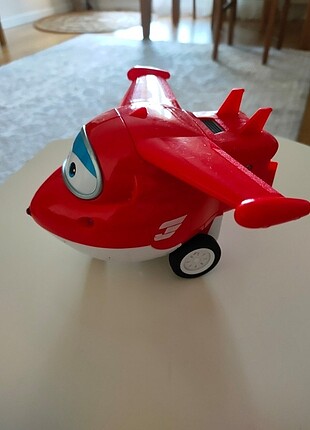 Harika kanatlar jet