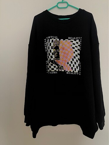Siyah büyük beden sweatshirt