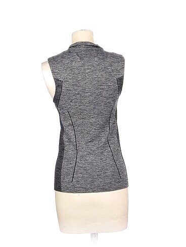m Beden PreLoved Bluz %70 İndirimli.