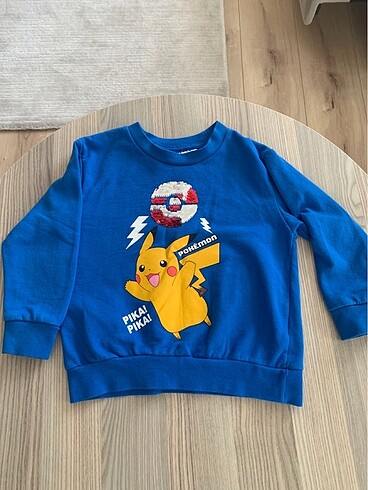 Sweatshirt