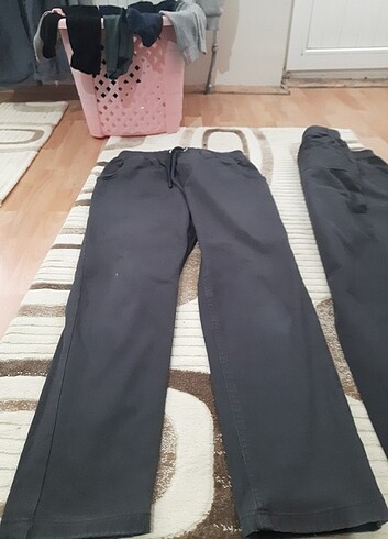 Diğer Okul pantolonu . .