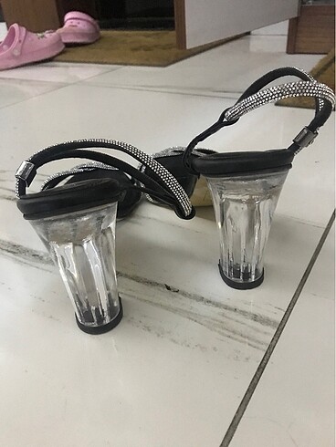 38 Beden Gümüş siyah ayakkabı