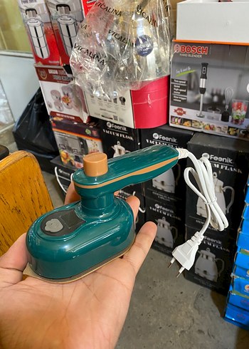 Renkli Yeşil El Tipi Elektrikli Buharlı Ütü
