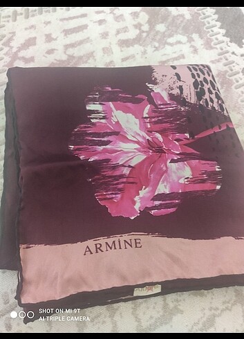 Armiine eşarp ipek