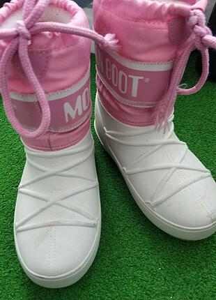 Moon boot 30/31 oriinal