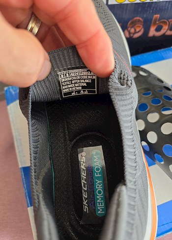 # Skechers Bağcıksız Memory Foma ortapedik iç taban ve yumuşak - Görsel 6