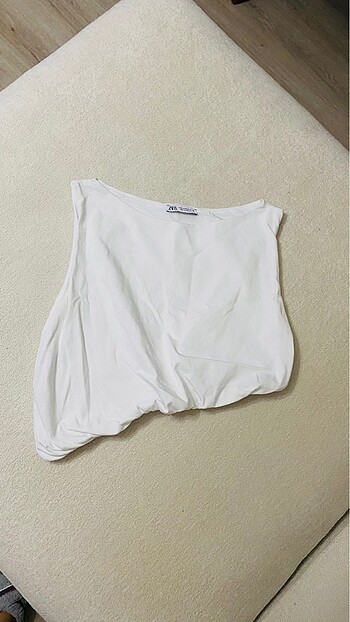 Zara crop