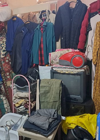 Gri Çok Katmanlı Dolap Düzenleyici