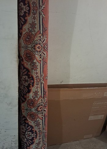 E.L.F Koyu Çok Renkli Klasik Desenli Halı