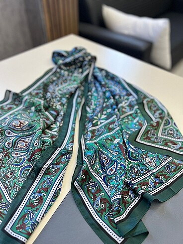Etnik desen şal