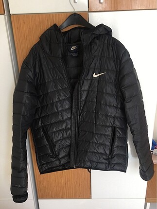 l Beden siyah Renk nike mont