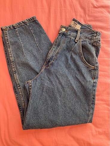 BERSHKA Jean