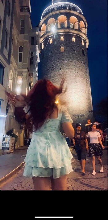 Zara Yeşil uçuş uçuş şortlu mini elbise