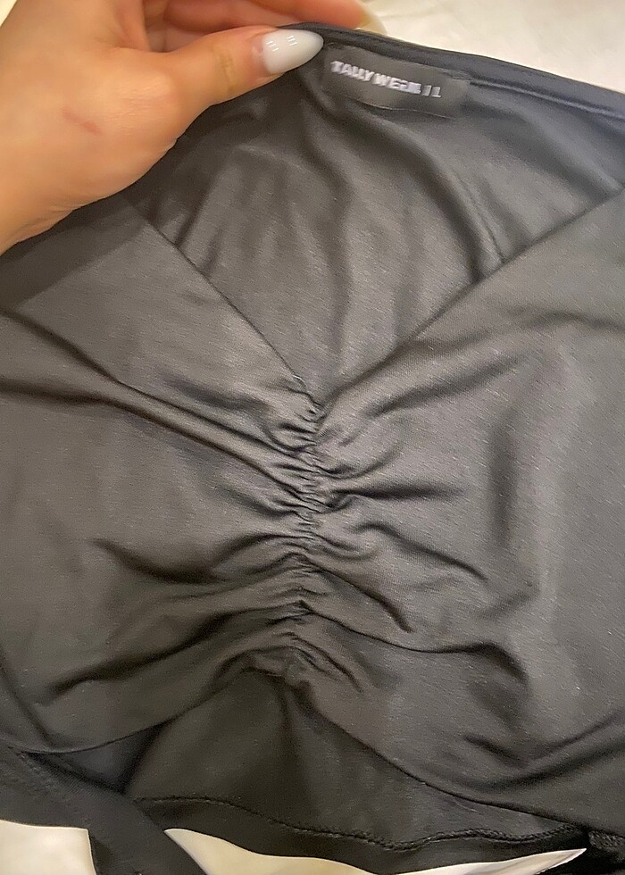 Bel dekolte mini kısa kollu siyah crop - Görsel 3