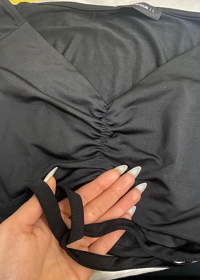 Bel dekolte mini kısa kollu siyah crop - Görsel 2