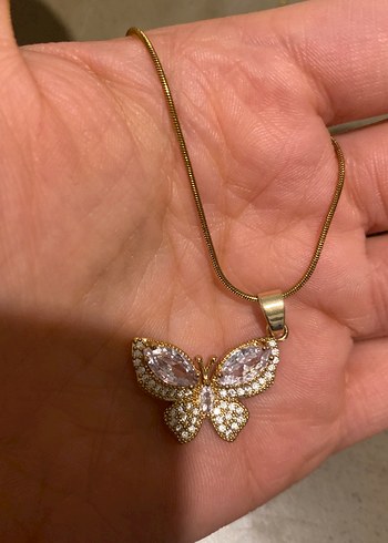 swarovski Altin Kelebek Tasli İnce Zincir Kolye