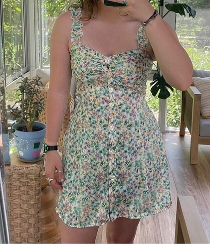 xs Beden Zara çiçekli saten mini elbise