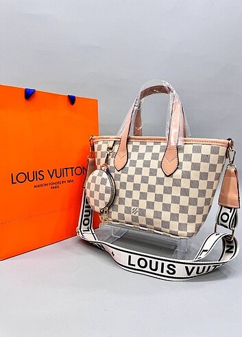 Louis Vuitton Louis Vuitton 