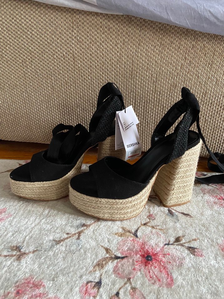 Siyah Hasır Platform Topuklu Sandalet - Görsel 3