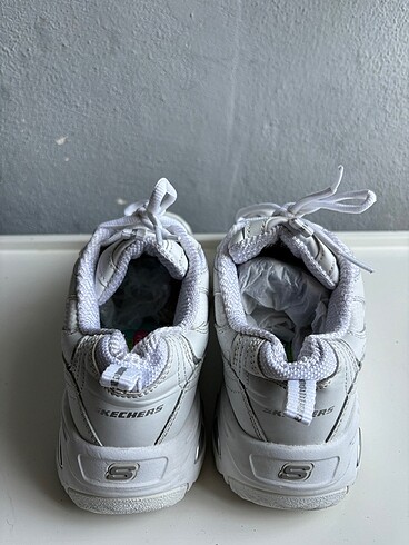 38 Beden beyaz Renk Skechers D?lites