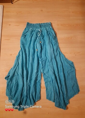 Yırtmaçlı pantolon