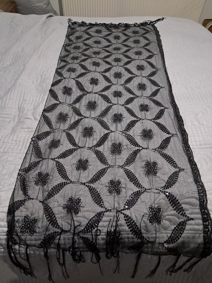 Dantel İşlemeli Siyah Gotik Kadın Şal - Görsel 2