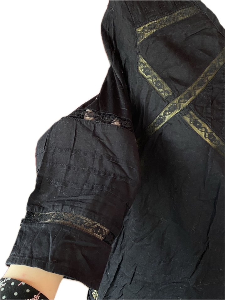 Uzun Kollu Siyah dantelli bluz - Görsel 3