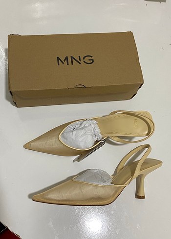 Mango arkası açık Topuklu Ayakkabı - Görsel 4