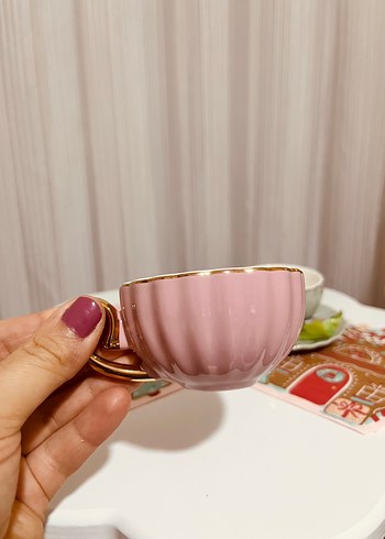 English Home Pembe ve Gri Pastel Renkli Fincan Takımı