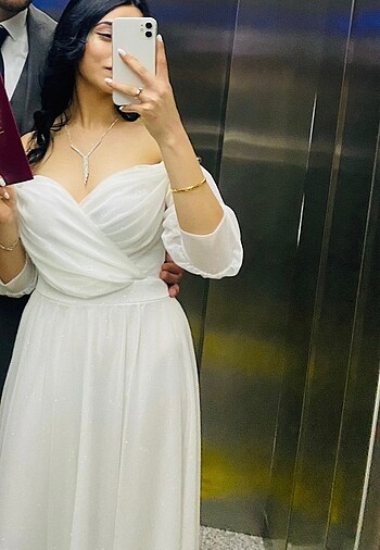 Beyaz elbise