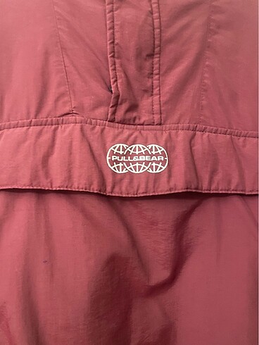Pull and Bear Kanguru mont