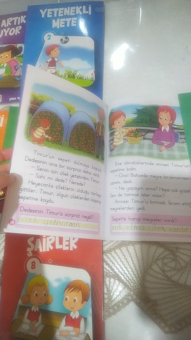 Çocuklar İçin 8 Kitaplık Set - Görsel 3