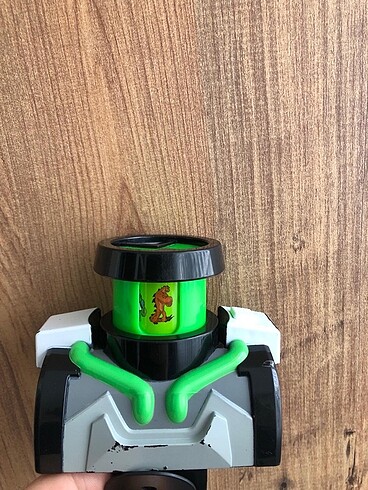 Ben 10 İkili saat