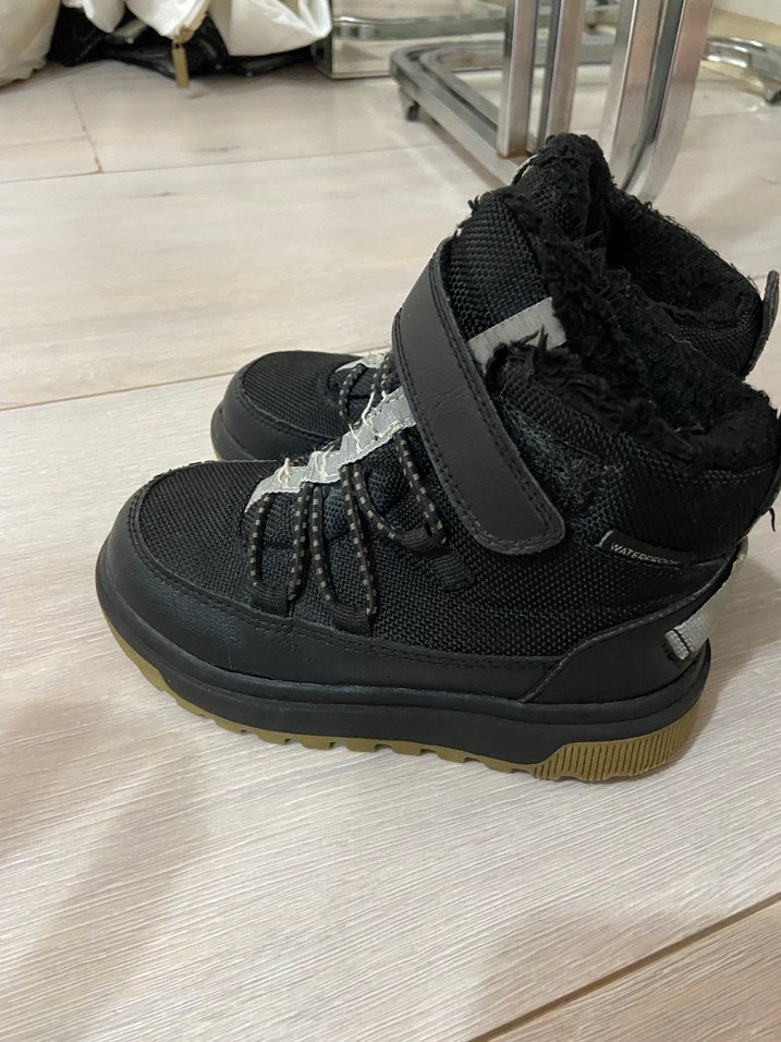 Erkek Çocuk Siyah Cırtcırtlı Street Wear Bot - Görsel 2