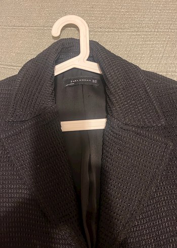 Siyah Düğmeli Zara Kaban - Görsel 4