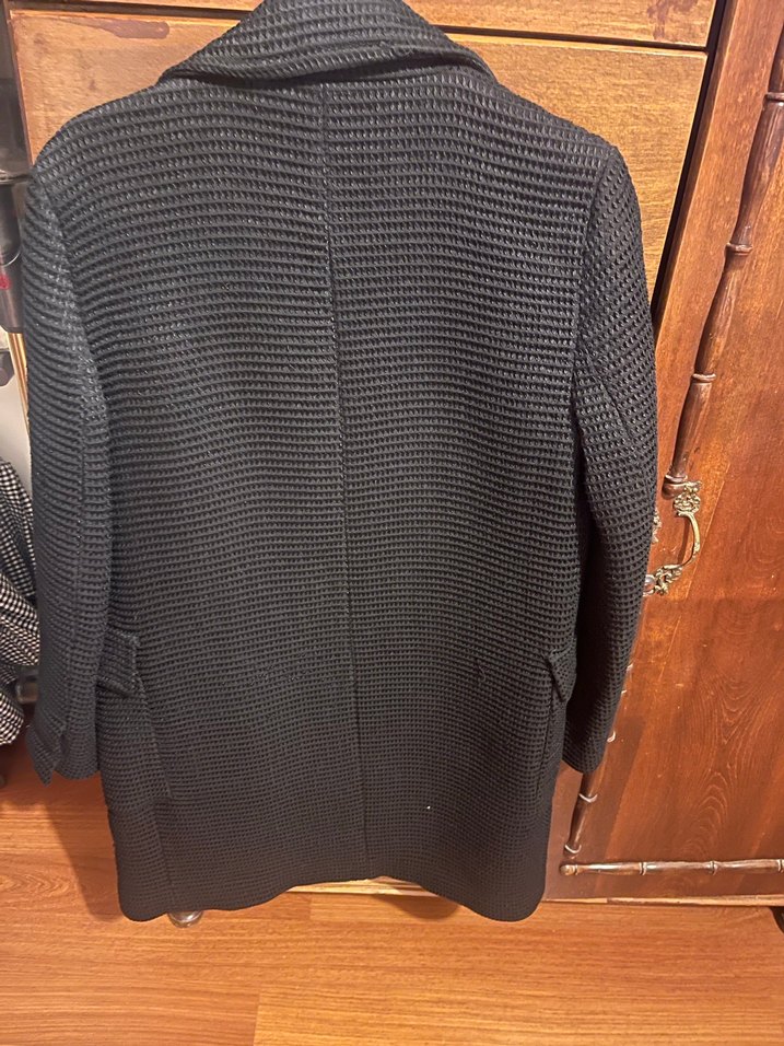 Siyah Düğmeli Zara Kaban - Görsel 3