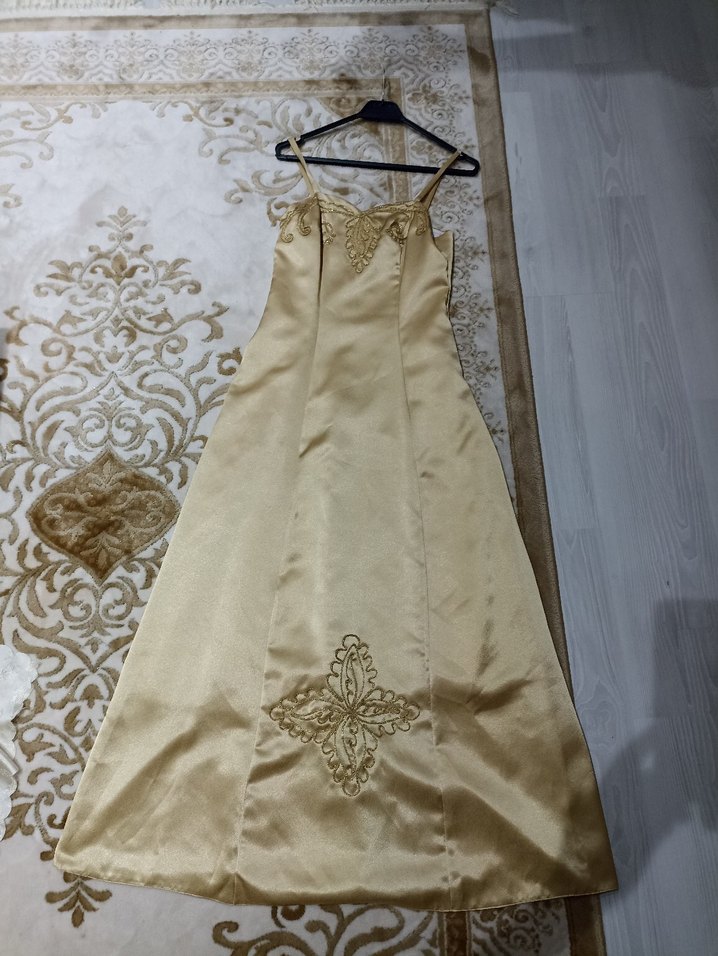 Uzun Mor Nakışlı Straplez Kadın Bindallı Elbise - Görsel 2